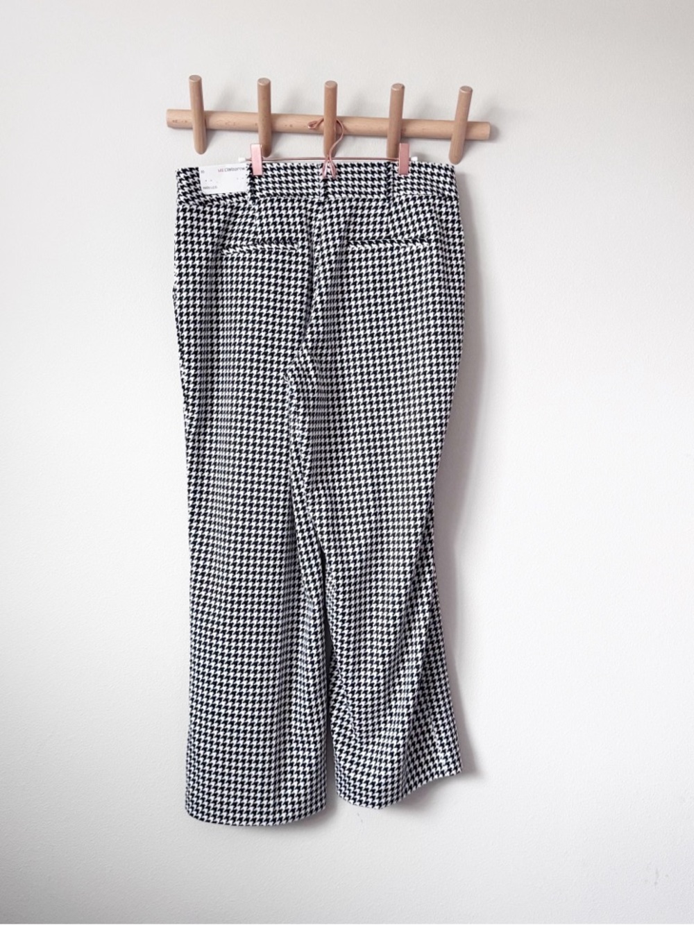 Liz Claiborne Black and White Houndstooth Wide Leg Dress Pants - Picture 6 of 11